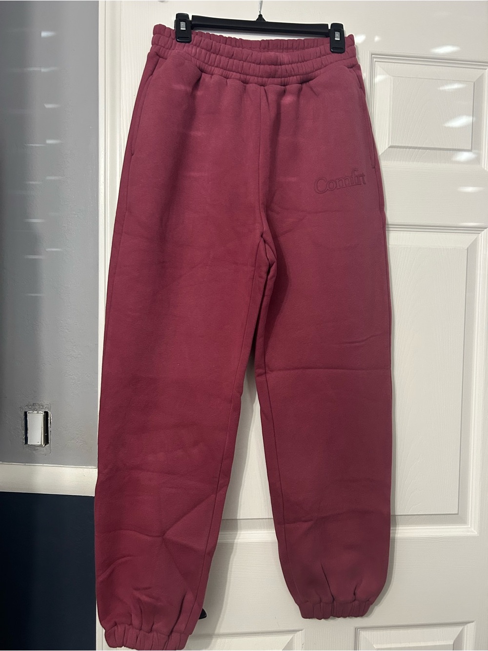Comfrt berry color joggers